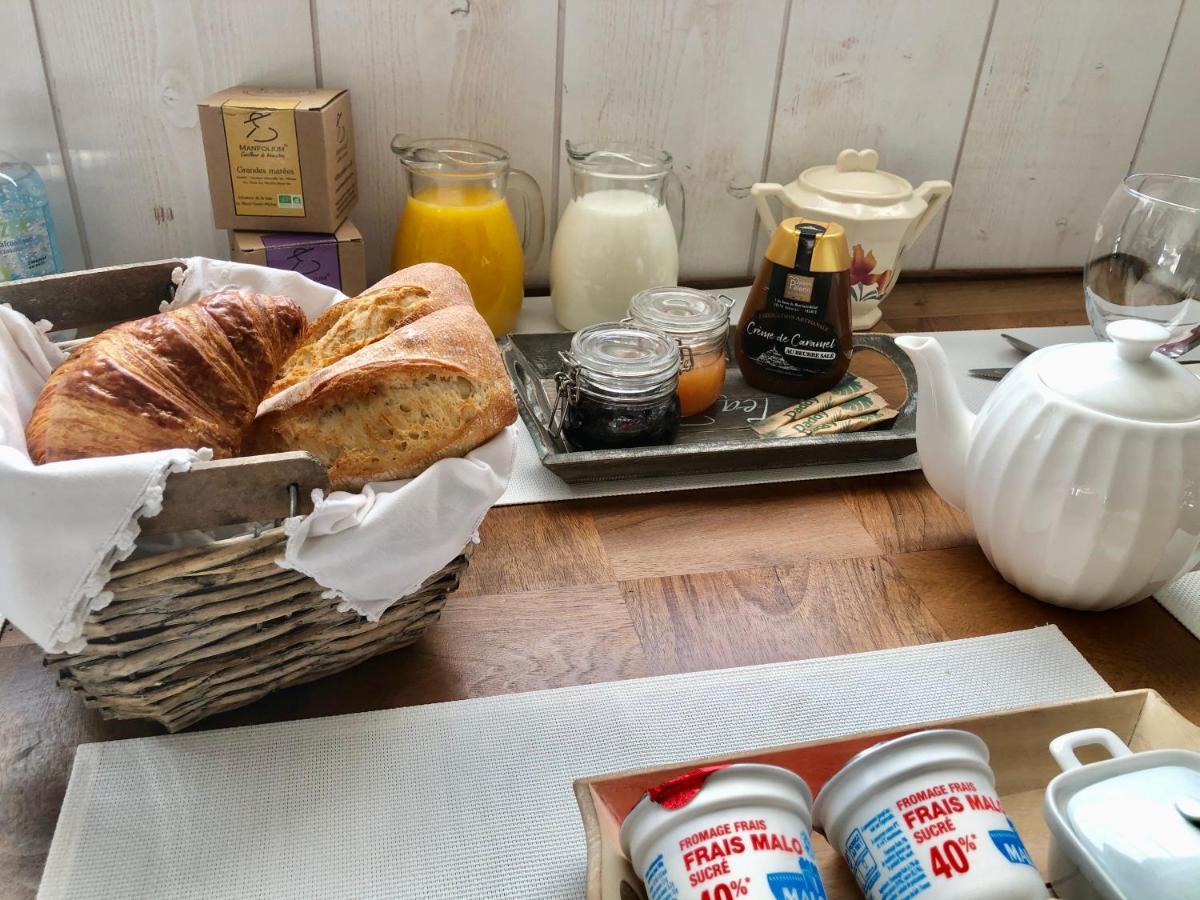 Le Grenier Du Jardin Bed & Breakfast Pontorson