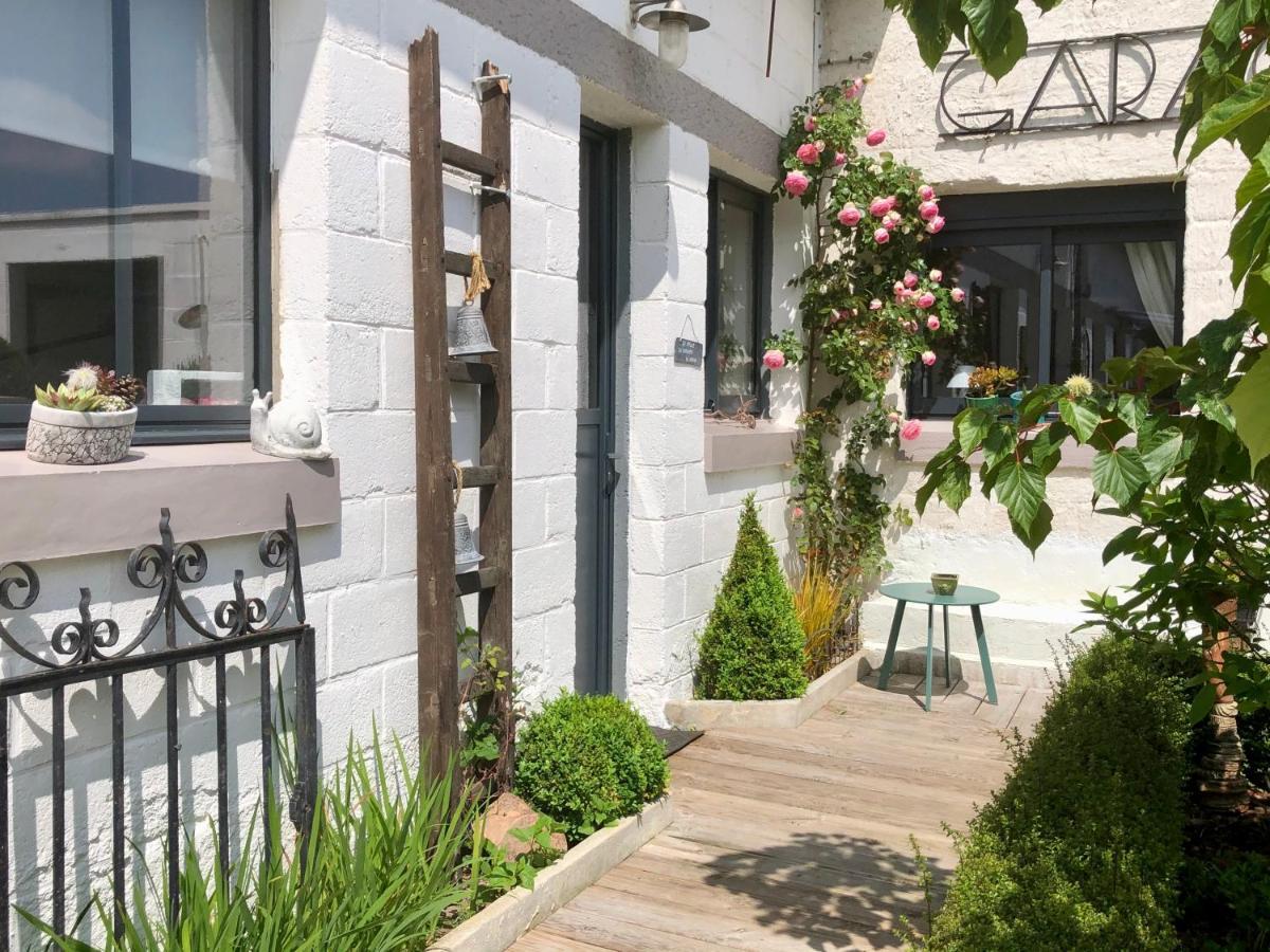 Le Grenier Du Jardin Bed & Breakfast Pontorson